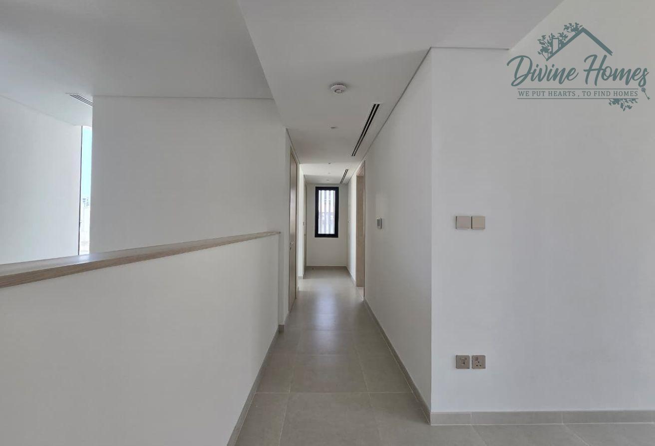 WITH POOL | DRIVER's ROOM | READY TO MOVE photo 11