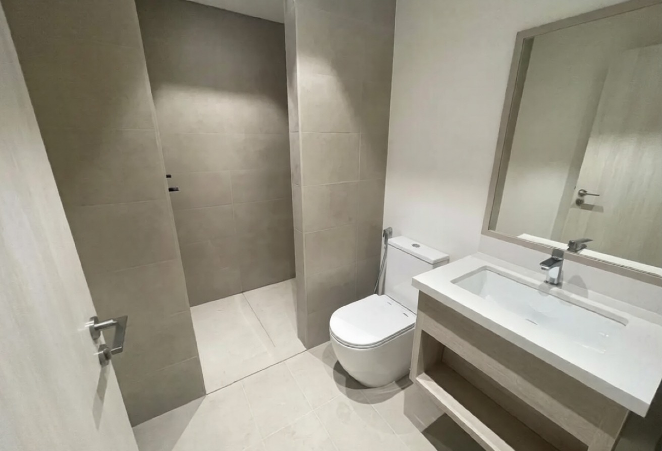 Prime Location | Spacious Villa and Luxurious