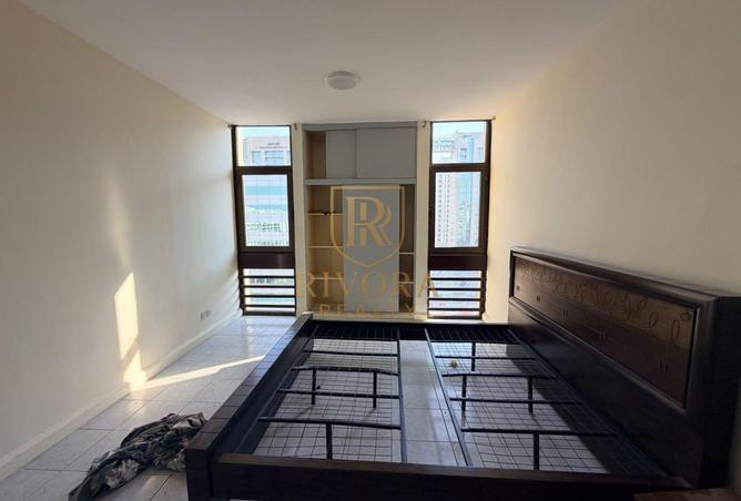 3 BHK | SPACIOUS | CLOSED KITCHEN photo 2