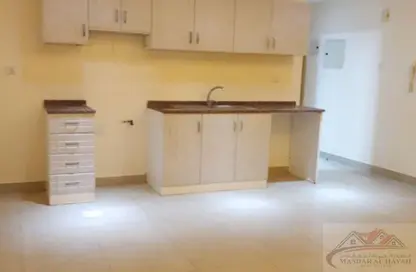 شقة - 1 حمام للايجار في برج الفجر - النهدة - الشارقة