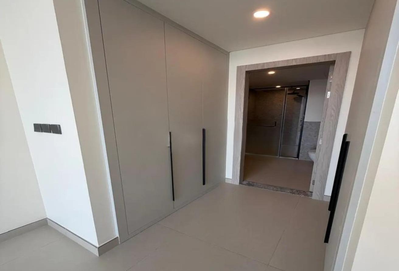 2 BHK | Unfurnished | Vacant photo 8