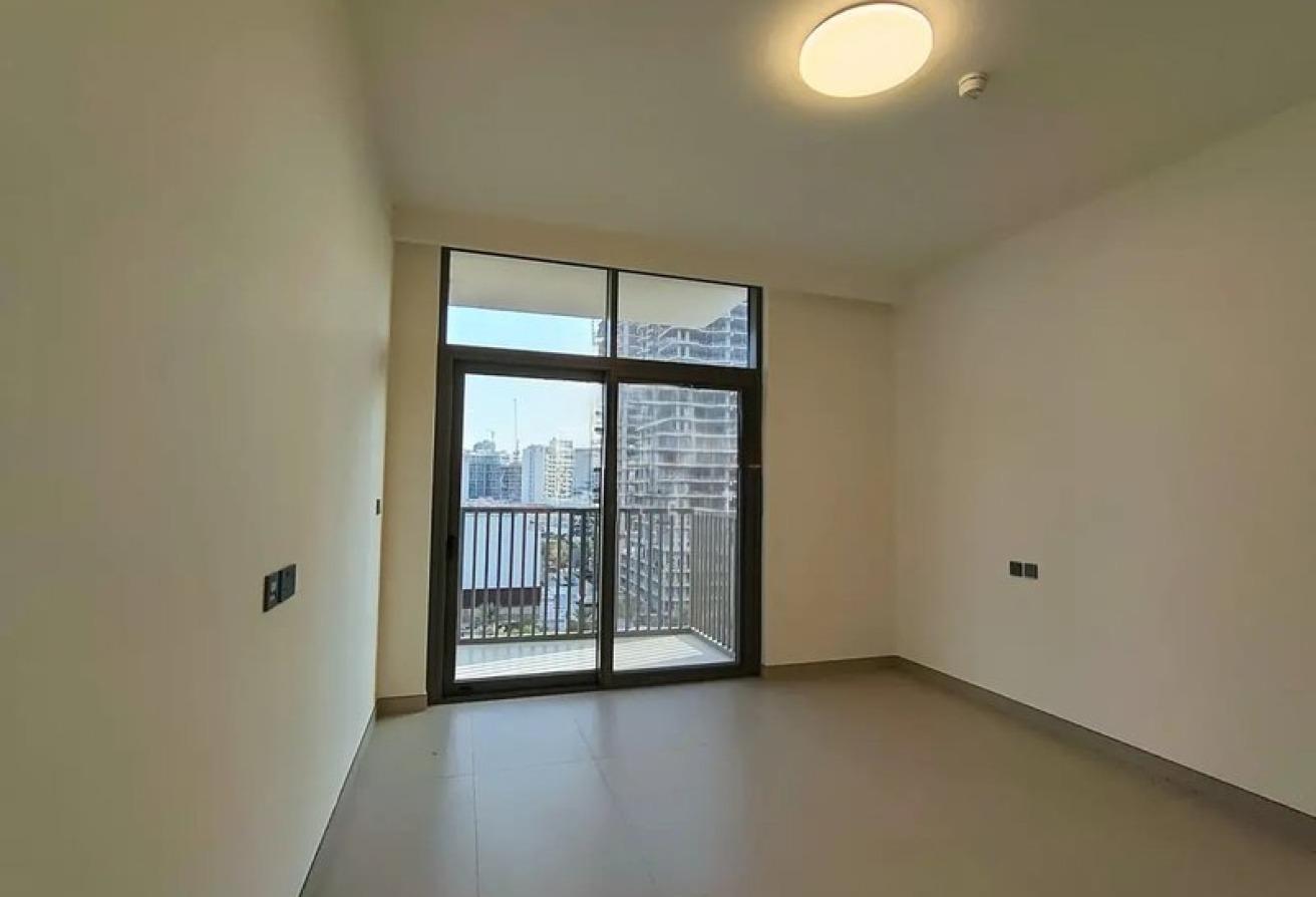 2 BHK | Unfurnished | Vacant photo 11