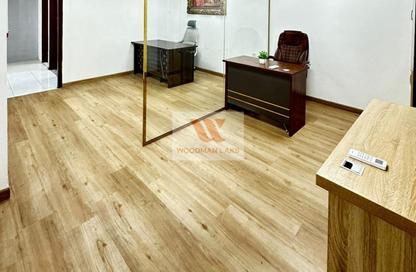 Office Space - Studio for rent in Al Kazim Building - Karama Park Area - Al Karama - Dubai