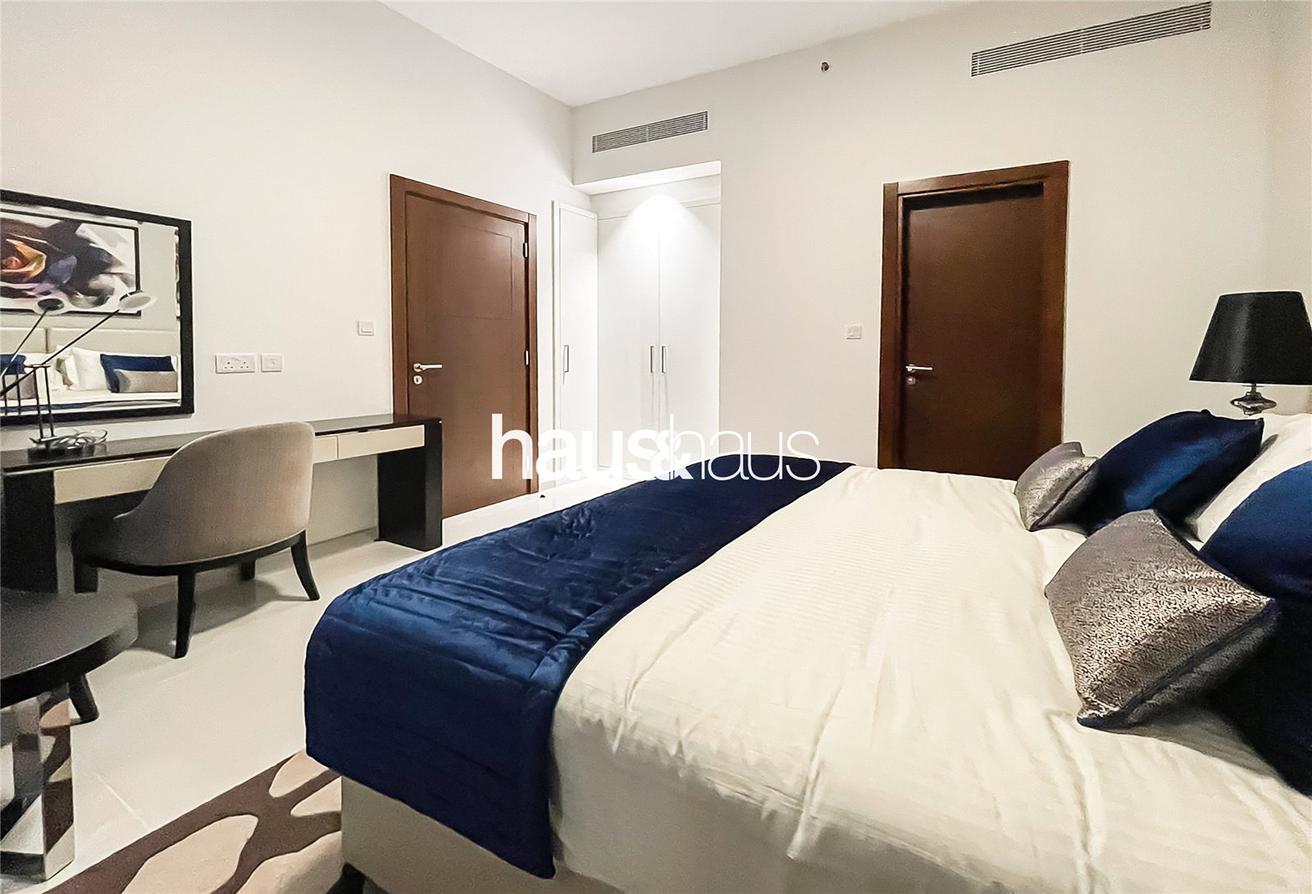 Fully Furnished | Amazing Pool Views | Negotiable photo 8