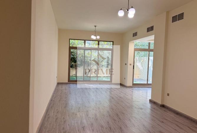 65164406 - Property Image 2