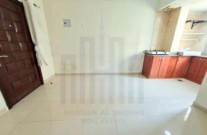 Apartment - Studio - 1 for rent in Fire Station Road - Muwaileh - Sharjah