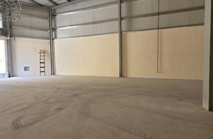 Warehouse - Studio - 1 for rent in Ali Mousa Building - Al Sajaa Industrial - Al Sajaa - Sharjah