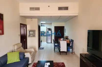 شقة - غرفة نوم - 2 حمامات للبيع في بناية 7 - قرية الياسمين - رأس الخيمة