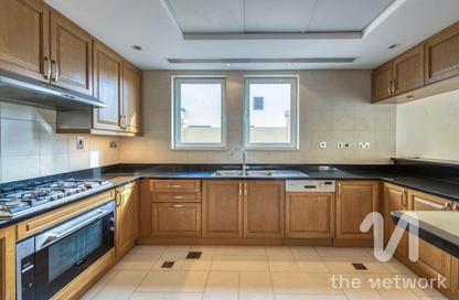Villa - 4 Bedrooms - 5 Bathrooms for rent in Regional Large - Regional - Jumeirah Park - Dubai