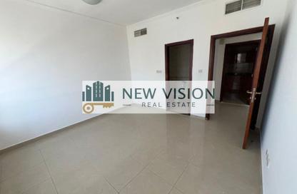 Apartment - 1 Bedroom - 2 Bathrooms for rent in Al Wahda Building - Al Majaz 2 - Al Majaz - Sharjah