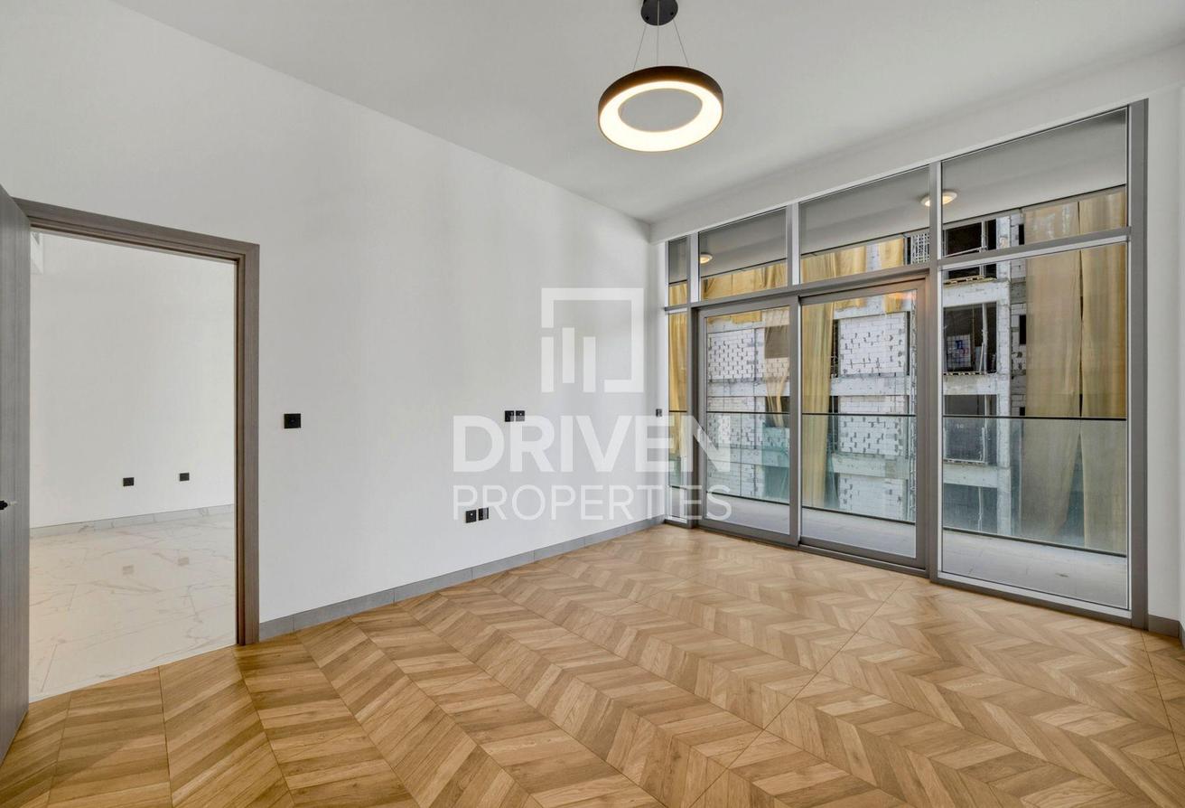 Prime Location | Elegant Apartment | Modern Layout photo 8