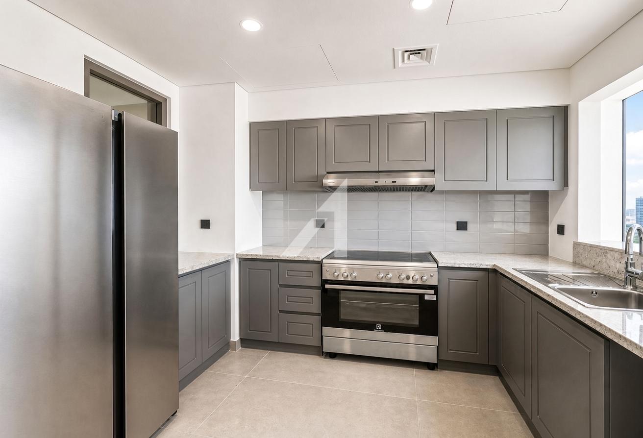 Corner Unit | Brand New | Plus Maid photo 5