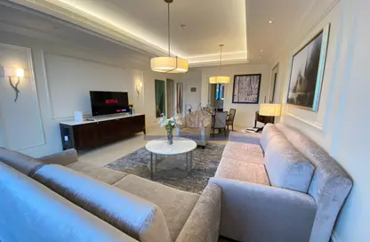 شقة - غرفة نوم - 2 حمامات للايجار في جادة كمبينسكي - وسط مدينة دبي - دبي