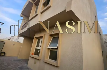 فيلا - 5 غرف نوم - 7 حمامات للايجار في المها فيليج - الزاهية - عجمان