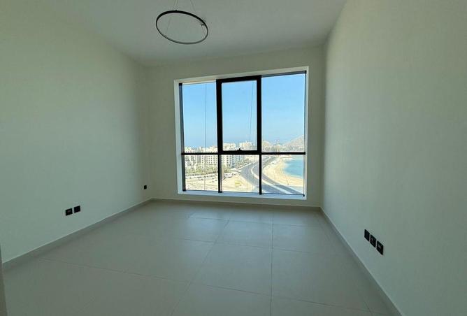 16100560 - صورة العقار 3