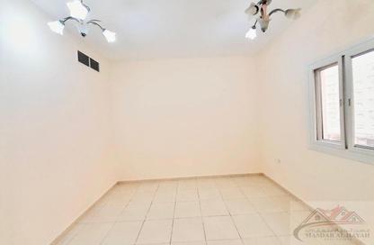 Apartment - 1 Bedroom - 2 Bathrooms for rent in Hajar Building - Muwaileh Commercial - Sharjah