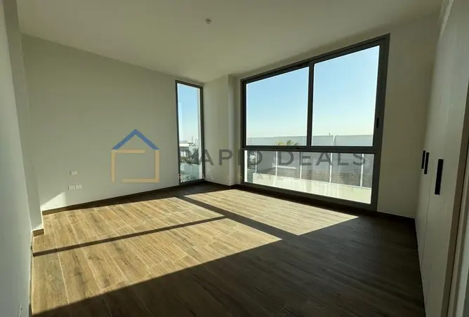 155573396 - Property Image 2