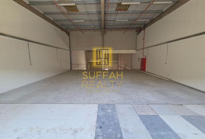 102015366 - Property Image 2