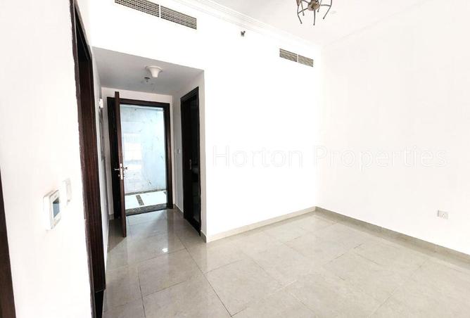 100858370 - Property Image 3