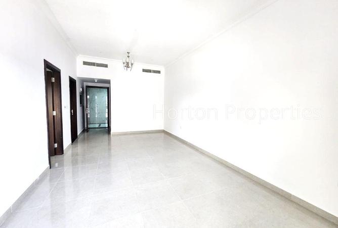 100858370 - Property Main Image