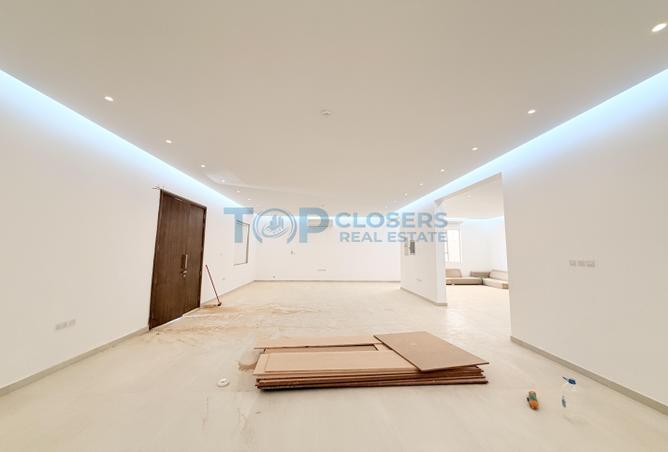 74244186 - صورة العقار 3