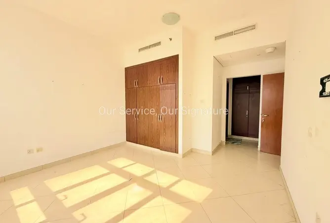 162811154 - Property Image 2