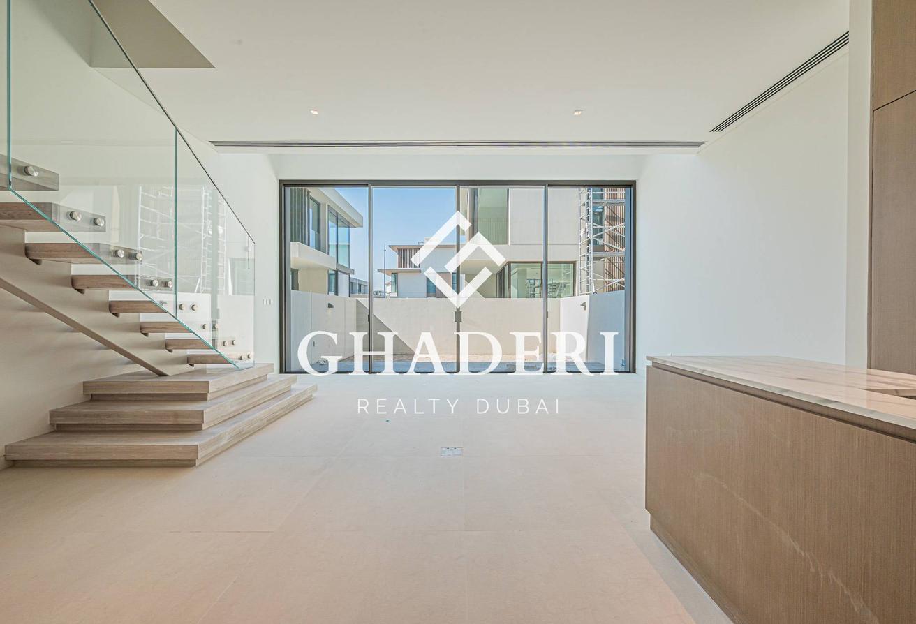 G+2 Layout I Spacious I Available Now photo 4