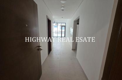 Apartment - 1 - 2 for rent in Muwailih Building - Muwaileh - Sharjah