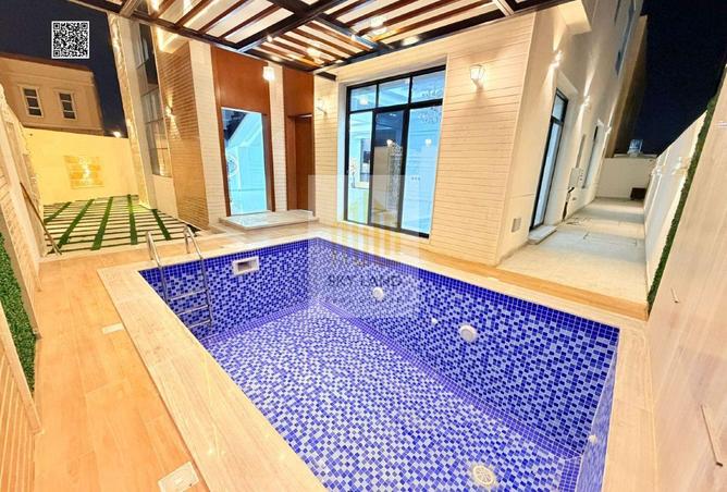 60929908 - Property Image 2