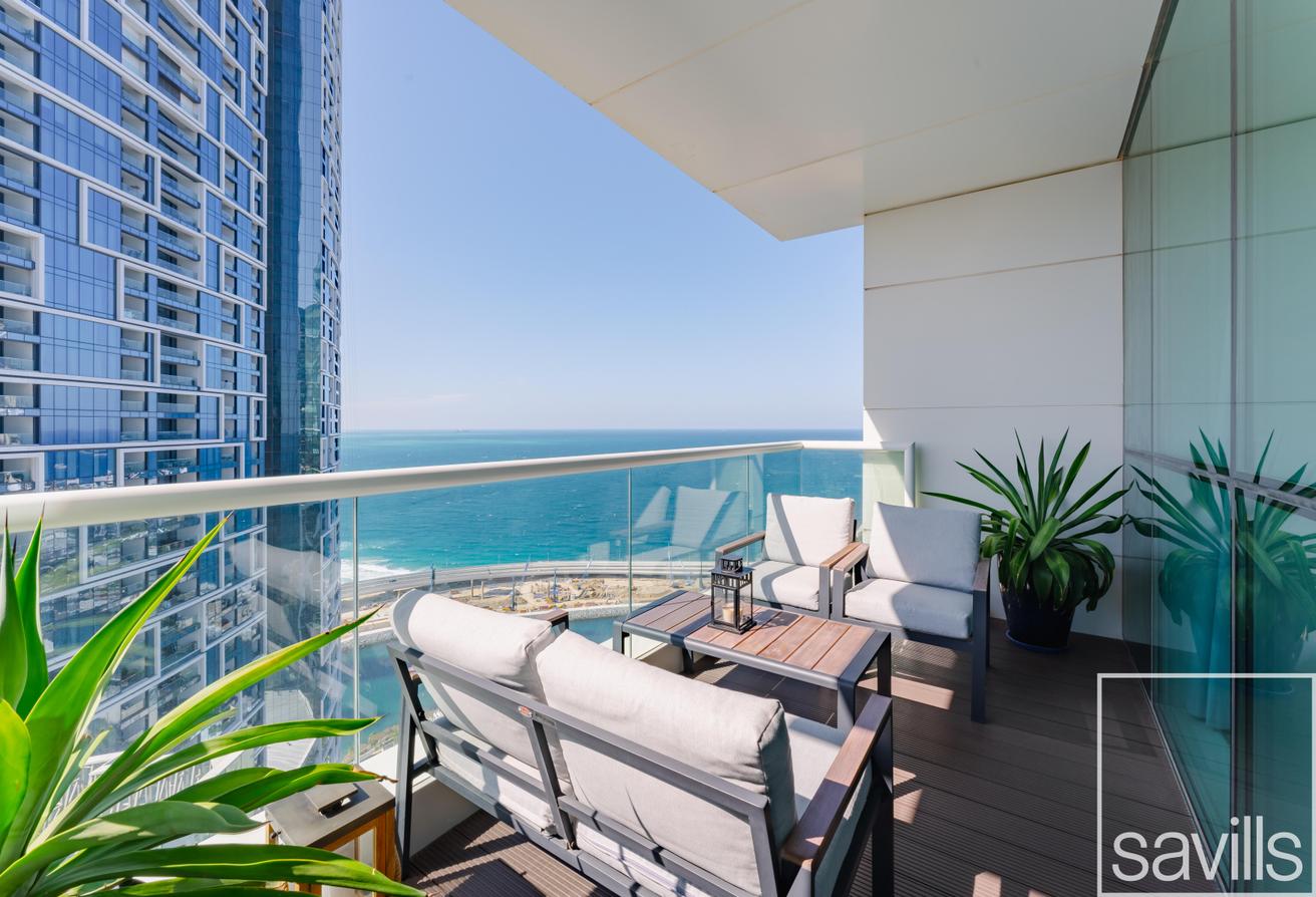 Sea View | High Floor | Upgraded and Furnished photo 3