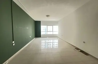 شقة - 3 غرف نوم - 4 حمامات للايجار في المجاز 1 - المجاز - الشارقة