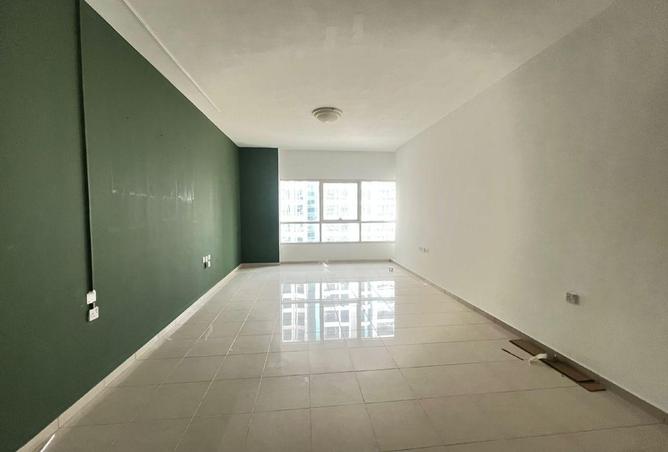 72720429 - Property Main Image