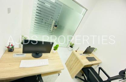 Office Space - Studio - 1 Bathroom for rent in Red Avenue - Al Garhoud - Dubai