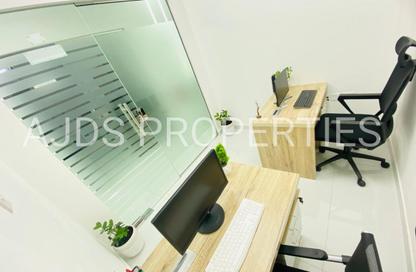 Office Space - Studio - 1 Bathroom for rent in Red Avenue - Al Garhoud - Dubai