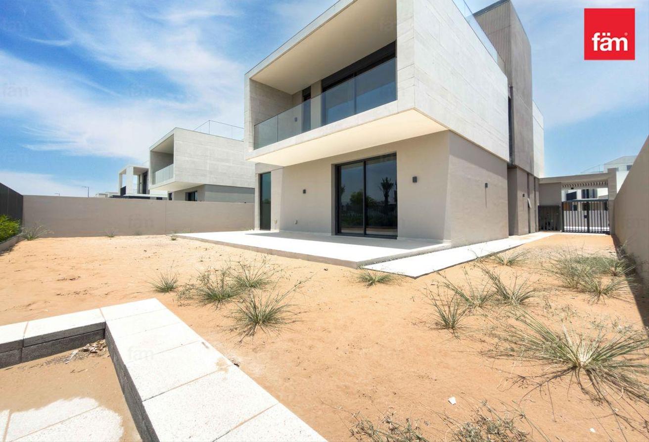 Largest Layout | Park Backing Luxury 4br Villa photo 17