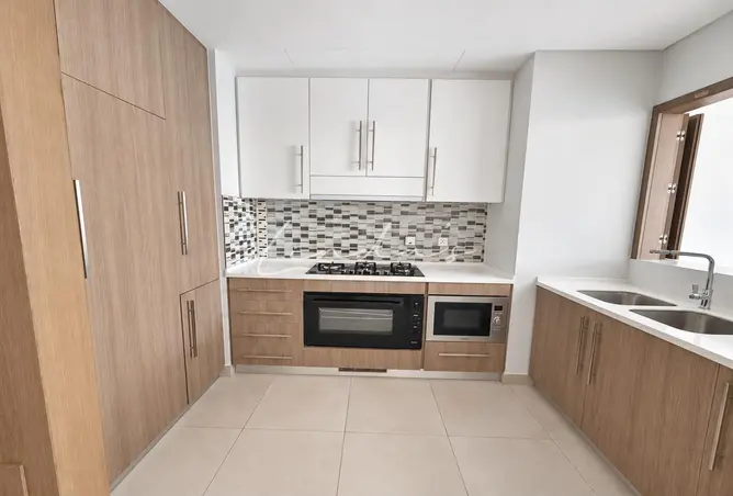 165501194 - Property Image 3