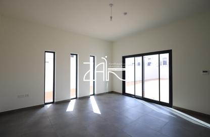 Villa - 5 Bedrooms - 6 Bathrooms for sale in Fay Al Reeman II - Al Shamkha - Abu Dhabi