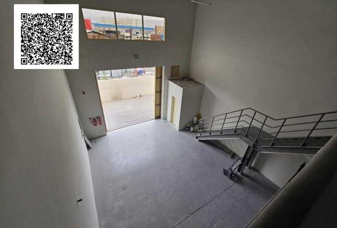 83214600 - Property Image 3