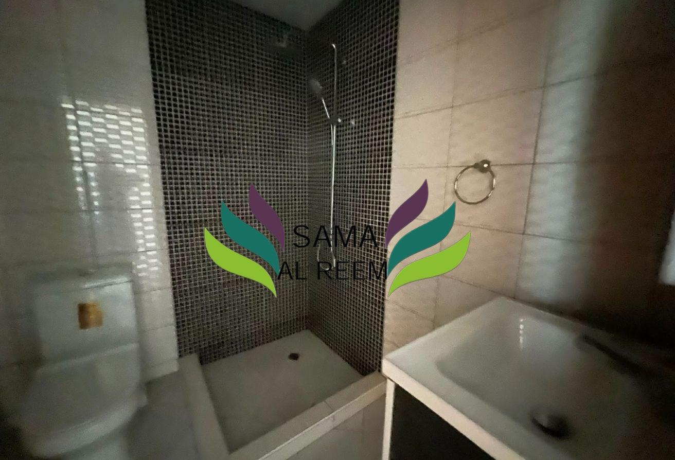 2 Bed Apartment | | Shared Pool | No Balcony photo 15