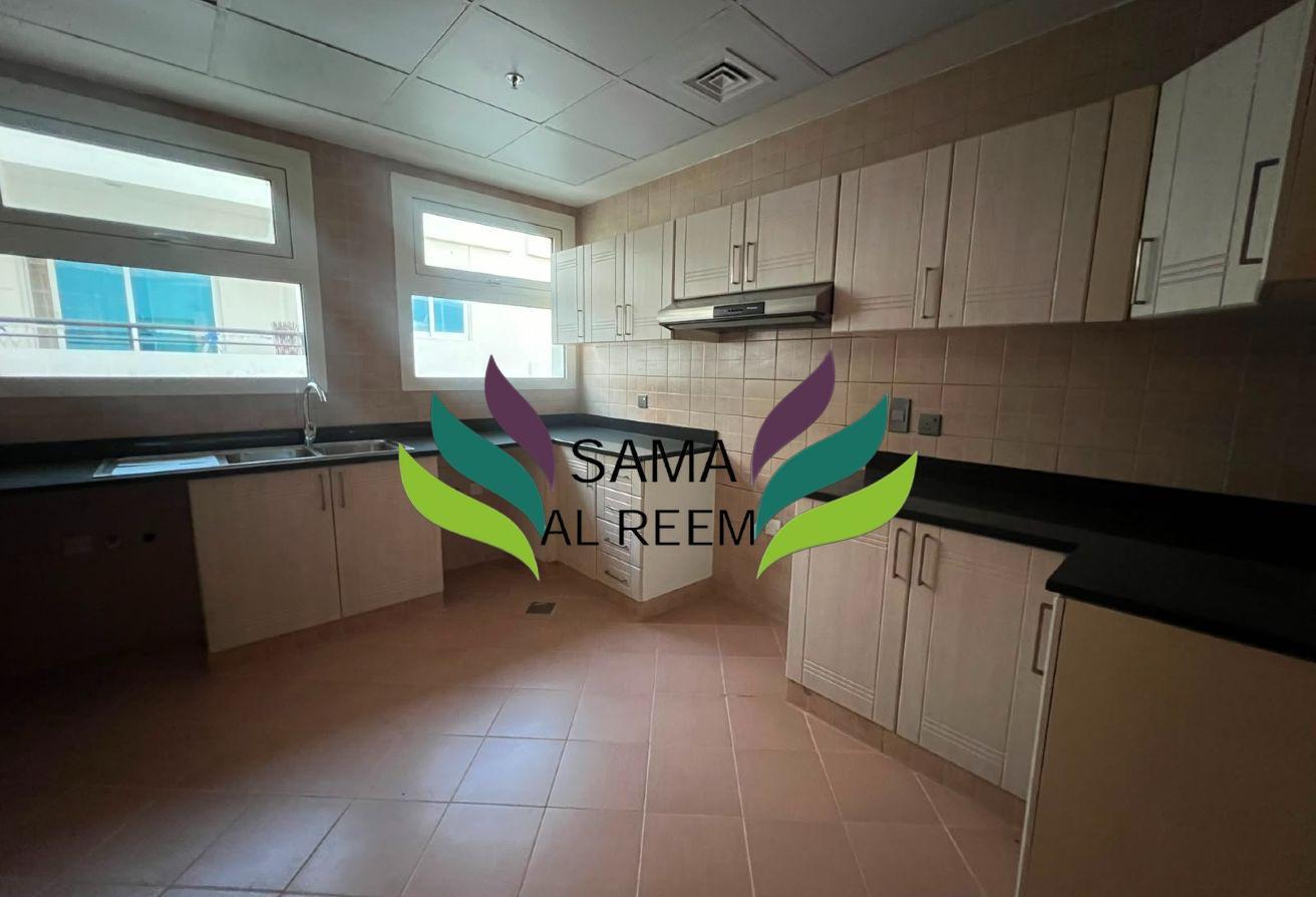 2 Bed Apartment | | Shared Pool | No Balcony photo 12