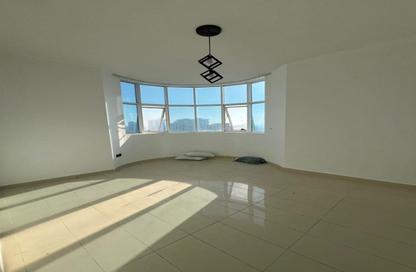 Apartment - 1 Bedroom - 2 Bathrooms for rent in Al Majaz 3 - Al Majaz - Sharjah