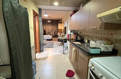 Apartment - Studio - 1 Bathroom for rent in Palace Tower 2 - Palace Towers - Dubai Silicon Oasis - Dubai