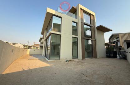 Villa - 4 - 5 for sale in Nad Al Sheba Gardens 2 - Nad Al Sheba Gardens - Nad Al Sheba 1 - Nad Al Sheba - Dubai