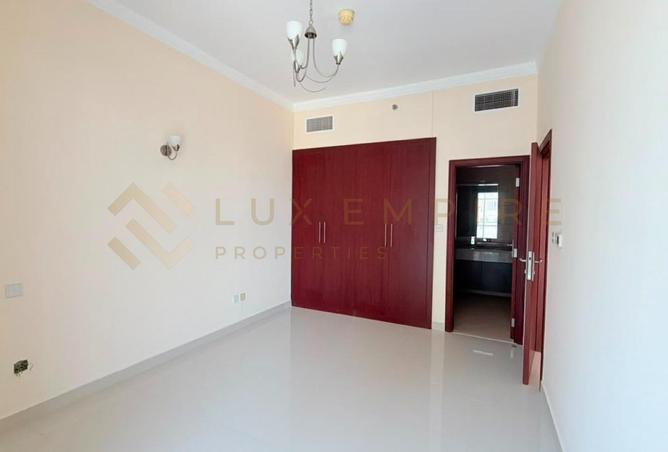 120644344 - Property Image 3