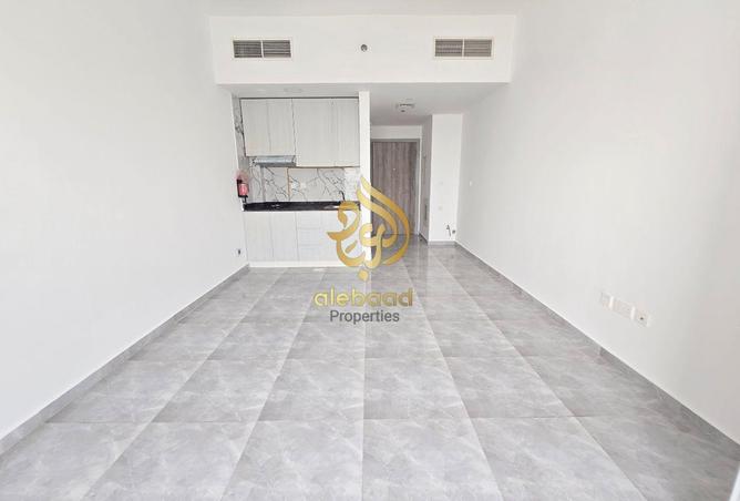 97816418 - Property Main Image