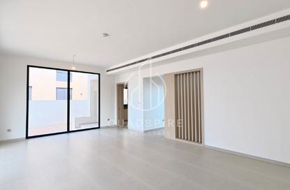 Villa - 4 - 5 for rent in Jebel Ali Village Villas - Jebel Ali Village - Jebel Ali - Dubai