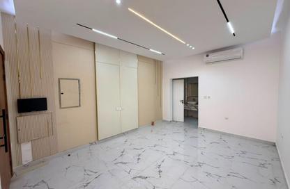 Villa - 4 Bedrooms - 6 Bathrooms for rent in Al Helio 2 - Al Helio - Ajman