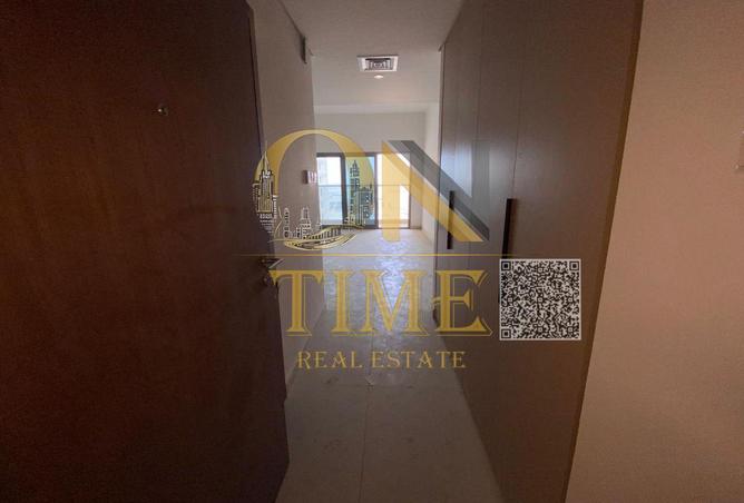 130655404 - Property Image 3