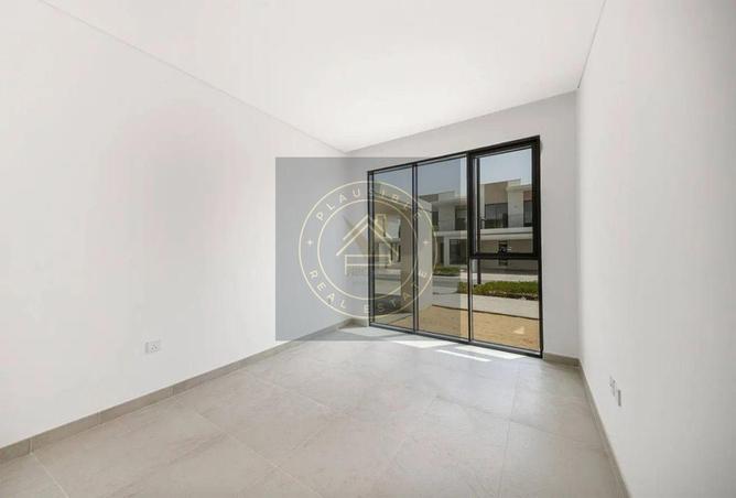 136570702 - Property Image 2