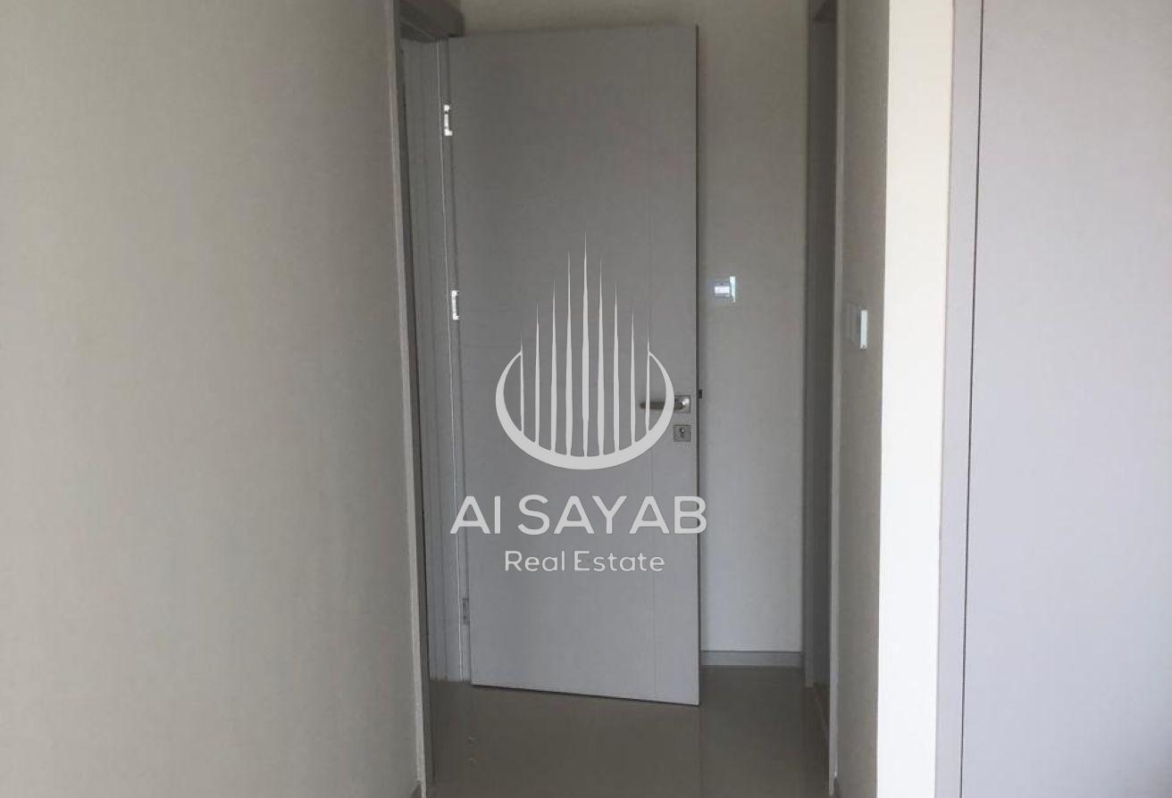 Brand New | Vacant | Furnished photo 6
